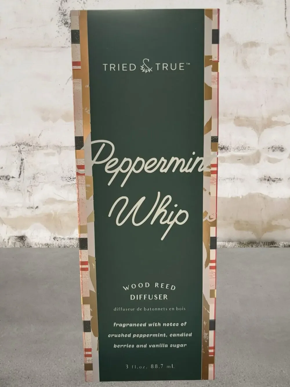 Illume Tried & True Wood Reed Diffuser in Peppermint Whip NIB